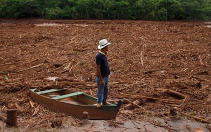 Samarco é acusada de não pagar acordo com pescadores