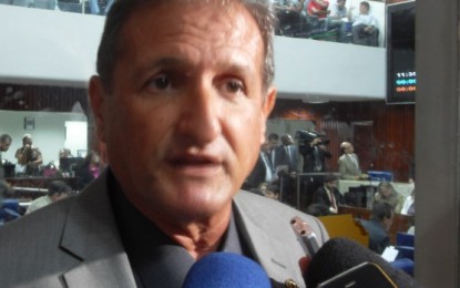 Hervásio diz que medidas econômicas de Ricardo Coutinho são tentativa de assegurar pagamento de servidores