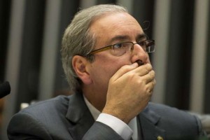 OAB anuncia que pedirá impeachment de Cunha