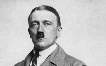 Livro afirma que Hitler teria morrido no Brasil com 95 anos