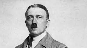 Livro afirma que Hitler teria morrido no Brasil com 95 anos
