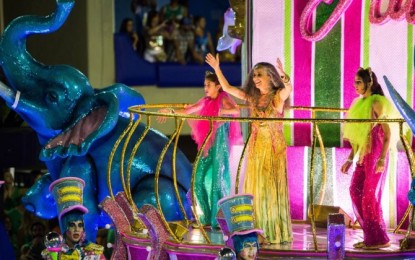 “Maria Bethania” Mangueira é a grande campeã do carnaval 2016! – Chico Cesar desfilou