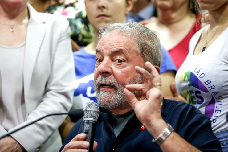 Lula reage após promotor pedir sua prisão preventiva: “banditismo e militância política”