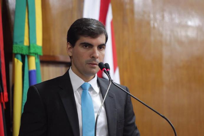 Lucas de Brito oficializa ingresso no PSL e anuncia pré-candidatura a prefeito de João Pessoa