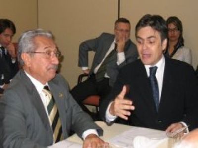 ACORDO PMDB/PSDB 2018: Maranhão na cabeça e Ronaldinho Vice; Cássio e Lira para o senado – Por Walter Santos