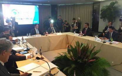 Durante encontro de governadores RC defende celeridade na transposição