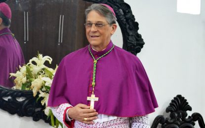 Jornal destaca investigação a Dom Aldo Pagotto e impedimento de ordenar padres