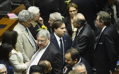 Rodrigo Maia vai presidir a Câmara dos Deputados até fevereiro