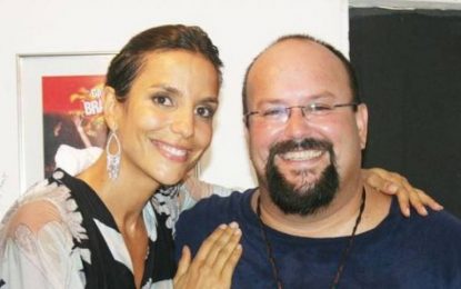 MÁGOA – Irmão de Ivete Sangalo vende cosméticos para sobreviver e diz não sentir falta dela