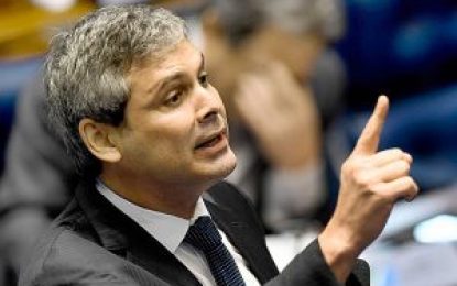 Senador paraibano tem bens bloqueados pela Justiça por improbidade administrativa