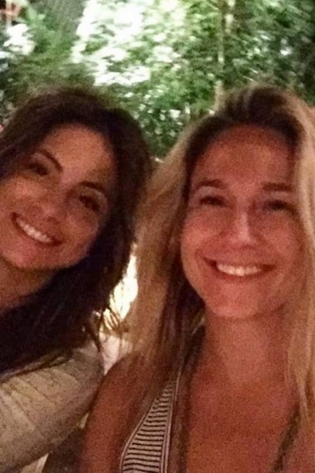 Fernanda Gentil posta primeira foto com a namorada em rede social