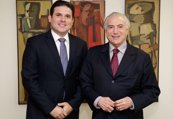Hugo Motta se reúne com Michel Temer e cobra ações na Paraíba