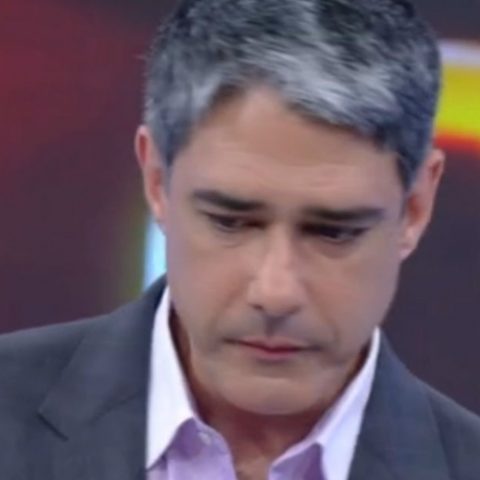 William Bonner é afastado do Jornal Nacional