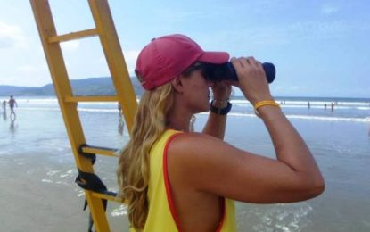 ‘Queria beijar’, diz guarda-vidas que salvou criança de ‘tarado’ em praia