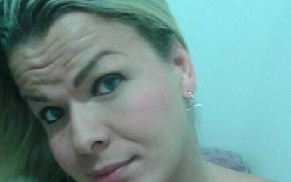 Travesti furtada por cliente em motel se vinga postando fotos na web