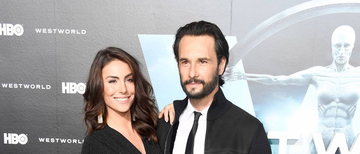 Rodrigo Santoro e Mel Fronckowiak esperam primeiro filho