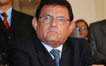 Roosevelt Vita chama presidente da OAB/PB de traidor
