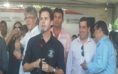 Veneziano participa com RC de entrega de obras no Cariri e Agreste