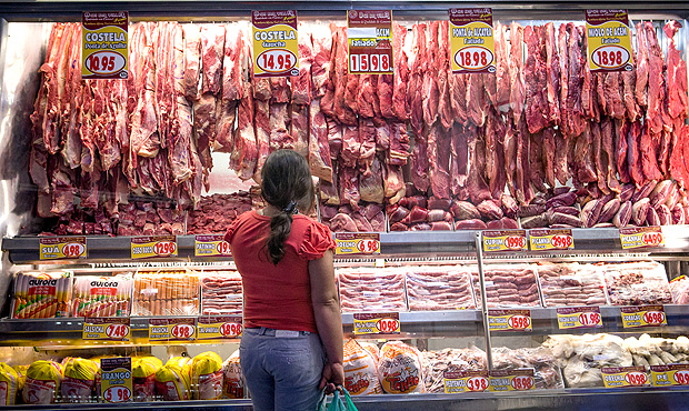 Governo quer recall de carne de 3 frigoríficos investigados pela PF