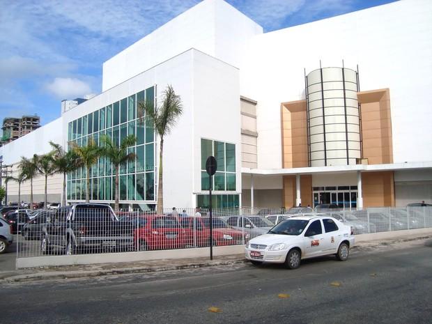 Empresário compra cota e Domus Hall agora é de três donos
