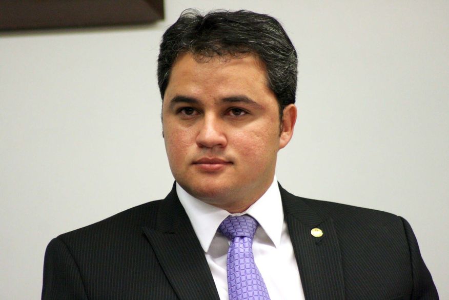 Deputado Efraim Filho está na lista dos parlamentares mais influentes do Congresso Nacional