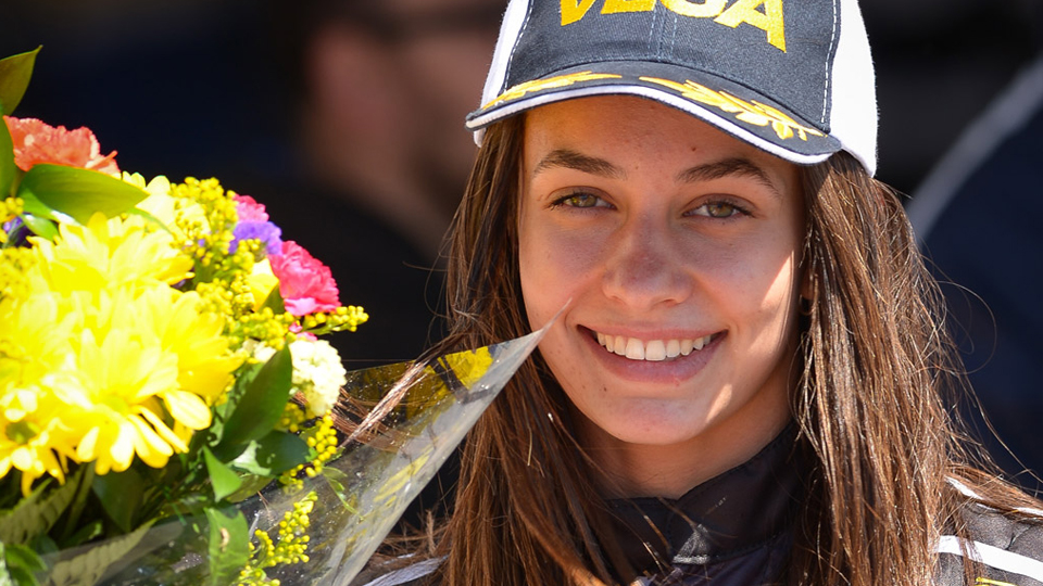 Jovem de 16 anos sonha em ser a primeira mulher a vencer na Fórmula 1