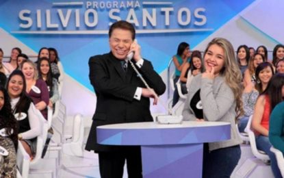 Silvio Santos anuncia que vai passar o comando do SBT para as filhas Daniela e Renata