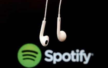 Spotify divulga pacote de assinatura com 50% de desconto para universitários