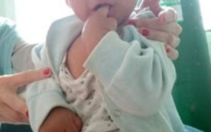 Bebê de oito meses é abandonado dentro de lixeira em São Paulo