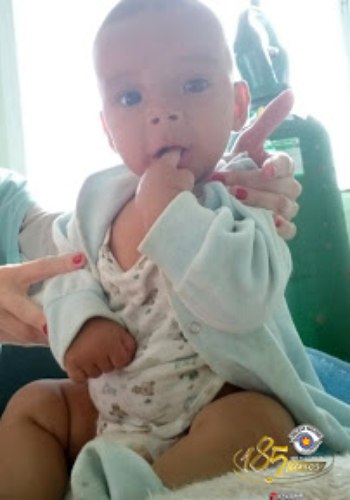 Bebê de oito meses é abandonado dentro de lixeira em São Paulo