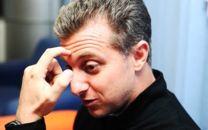 DOIS ‘NÃOS’ NA CARA: Luciano Huck oferece fortuna pra ser homenageado em enredo no Carnaval de 2018