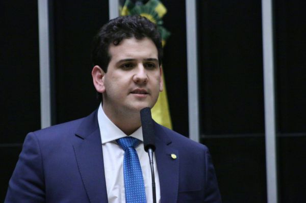 Deputado paraibano André Amaral é bem cotado para assumir ministério no governo Temer