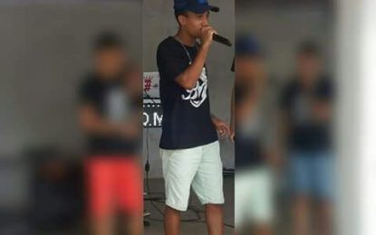 Cantor da banda ‘Batidão Mix’ é baleado 4 vezes durante festa junina no Geisel