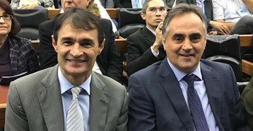 ENCONTRO TENSO: Cartaxo e Romero, adversários dentro da oposição se encontram em evento político