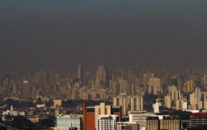Mito ou verdade: viver em cidade poluída aumenta risco de câncer de pulmão?