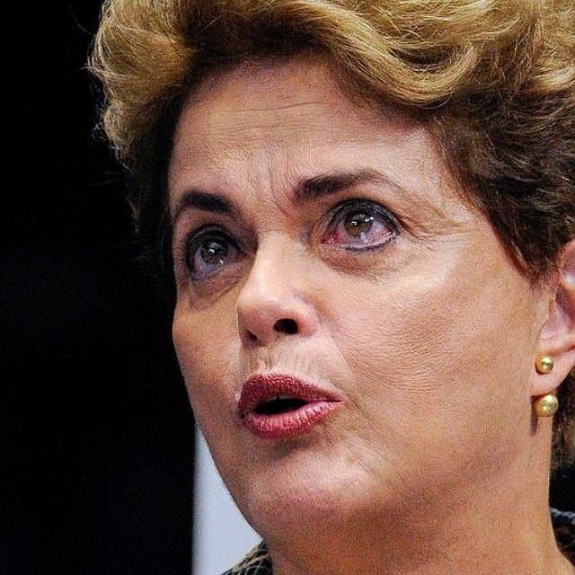 Dilma furou fila do INSS e obteve aposentadoria irregular, diz revista