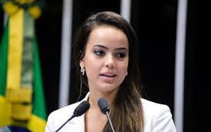 Deputada tucana vai ao Conselho de Ética contra deputado sexista que a chamou de “gostosa”