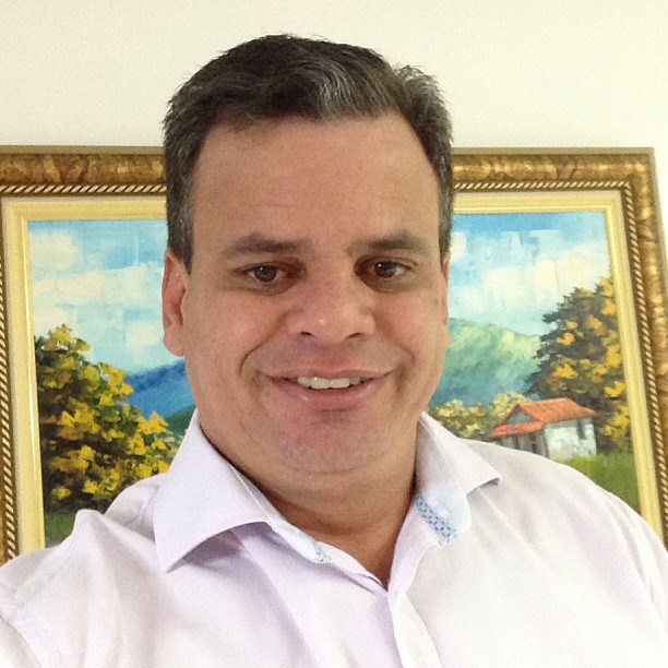 Emerson Mofi aceita convite do PRB para disputar vaga na Câmara Federal