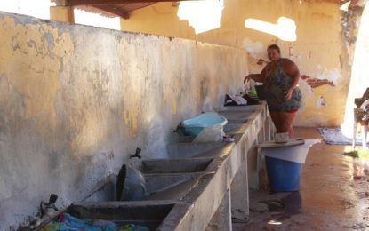 Prefeitura realiza reforma nas lavanderias públicas de Patos