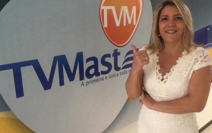 Nena Martins estreia Agora Master nesta segunda