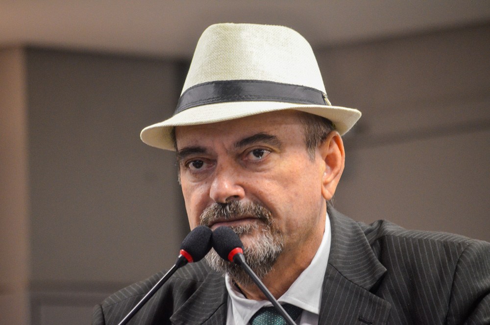 ELEIÇÃO NA ALPB: Jeová Campos anuncia voto em Adriano Galdino e Hervázio Bezerra
