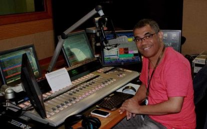 Morre Paulo Beto, locutor de rádio, aos 52 anos