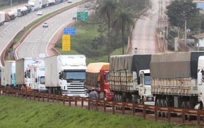 O GOVERO QUER EVITAR: caminhoneiros se mobilizam para nova paralisação