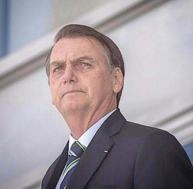 “Nenhum partido vai me influenciar”, diz Bolsonaro ao ser questionado sobre aprovar R$ 4 bilhões para fundão, em entrevista à Arapuan – VEJA VÍDEO