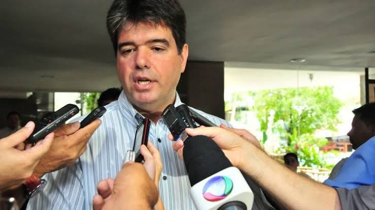 Ruy Carneiro cobra isenção e auxílio para taxista e transporte escolar em João Pessoa e outras prefeituras