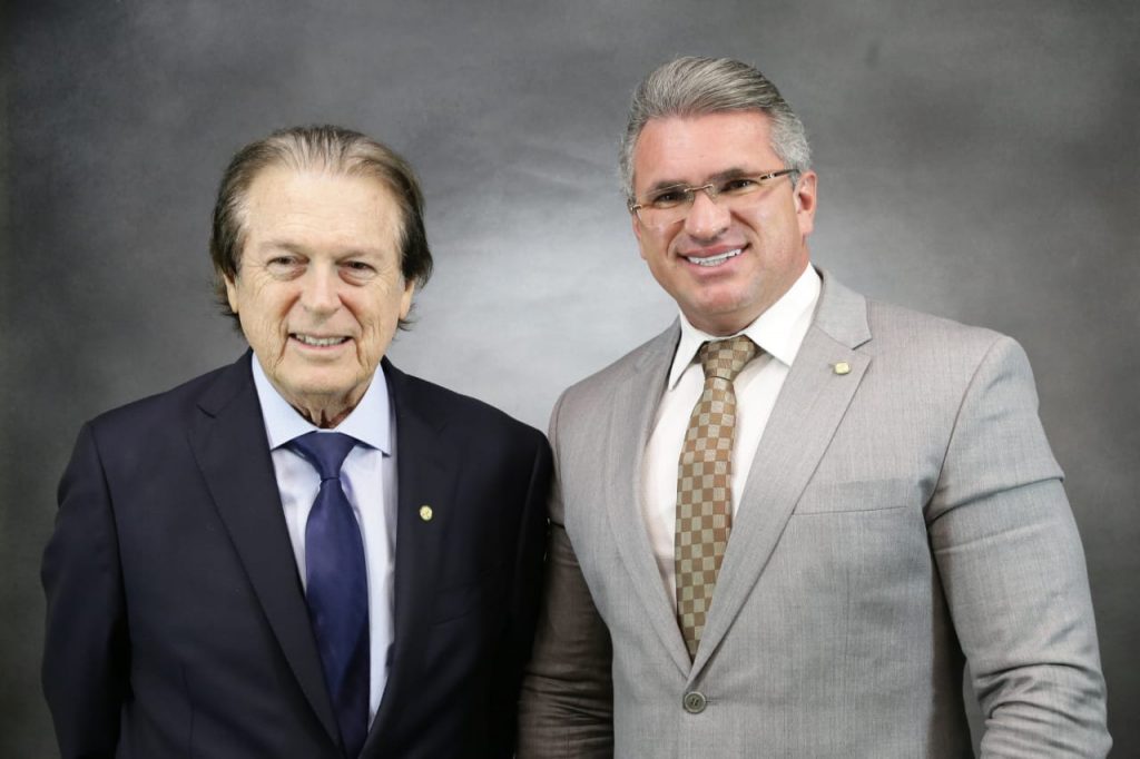 Julian Lemos, vice-presidente nacional do PSL, defende que Bivar “seria o sucessor ideal” de Maia