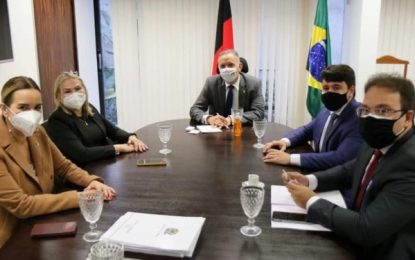 Em Brasília, Aguinaldo Ribeiro recepciona nova comitiva de prefeitos e reforça compromisso com municípios paraibanos