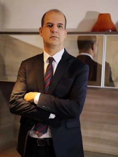 Advogado Ricardo Fernandes alerta para golpe na venda de precatórios