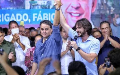 Com mais prefeitos que Pedro, Efraim Filho também vai exigir unidade da base tucana?