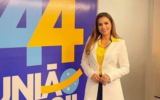 Fernandinha defenderá piso salarial de R$ 4,6 mil e jornada de trabalho de 30h para psicólogos na Câmara Federal
